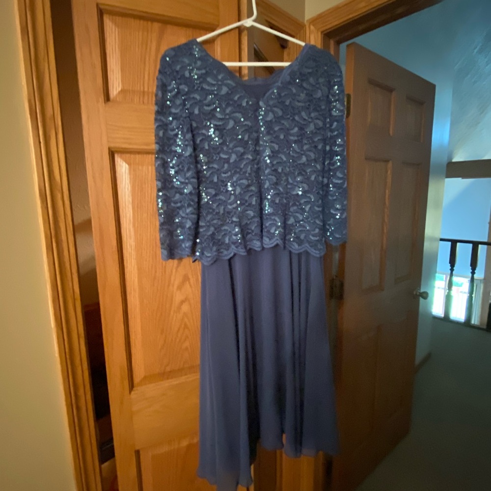 Dress worn once to a wedding